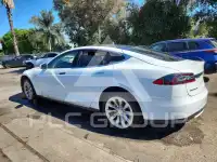 2016 Tesla Model S фото