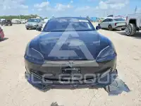 2016 Tesla Model S фото