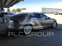 2016 Tesla Model S фото