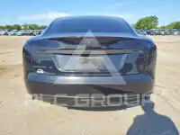 2016 Tesla Model S фото