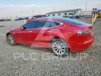 2016 Tesla Model S фото
