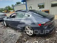 2016 Tesla Model S фото