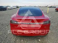 2016 Tesla Model S фото