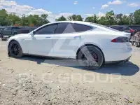 2016 Tesla Model S photo