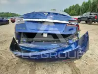 2016 Tesla Model S photo