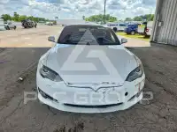 2016 Tesla Model S фото