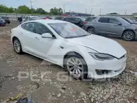 2016 Tesla Model S фото