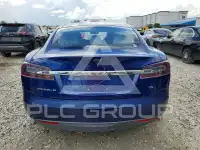 2016 Tesla Model S фото