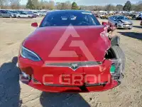 2016 Tesla Model S photo
