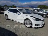 2016 Tesla Model S photo