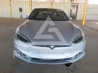 2016 Tesla Model S фото