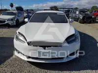 2016 Tesla Model S photo