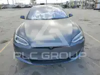 2016 Tesla Model S photo