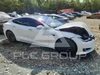2016 Tesla Model S фото