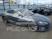 2016 Tesla Model S фото