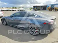 2016 Tesla Model S фото