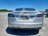 2016 Tesla Model S фото