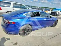 2016 Tesla Model S фото