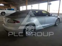 2016 Tesla Model S фото