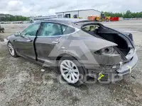 2016 Tesla Model S photo