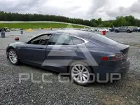 2016 Tesla Model S фото