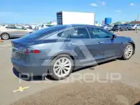 2016 Tesla Model S фото