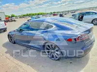 2016 Tesla Model S фото