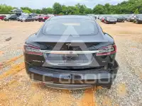 2016 Tesla Model S фото