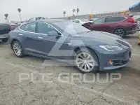 2016 Tesla Model S фото