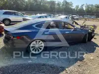 2016 Tesla Model S фото