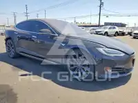 2016 Tesla Model S photo