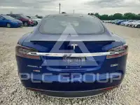 2016 Tesla Model S фото