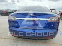 2016 Tesla Model S фото