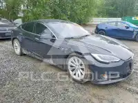 2016 Tesla Model S фото