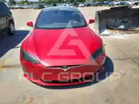 2016 Tesla Model S photo