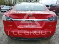 2016 Tesla Model S фото