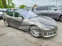 2016 Tesla Model S фото