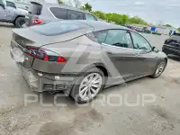 2016 Tesla Model S фото