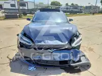 2016 Tesla Model S photo