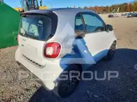 2016 Smart FORTWO photo