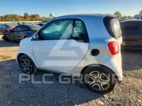 2016 Smart FORTWO photo