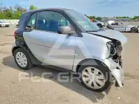 2016 Smart FORTWO фото