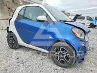 2016 Smart FORTWO photo
