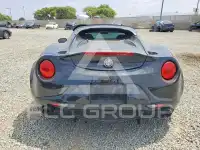 2016 Alfa Romeo 4C photo
