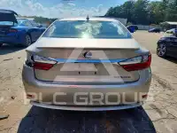 2016 Lexus ES300 photo