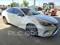 2016 Lexus ES300 фото