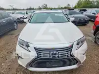2016 Lexus ES350 photo