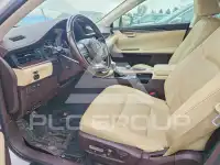 2016 Lexus ES350 photo