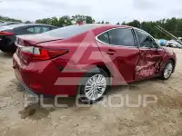 2016 Lexus ES350 photo