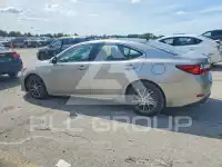 2016 Lexus ES350 photo